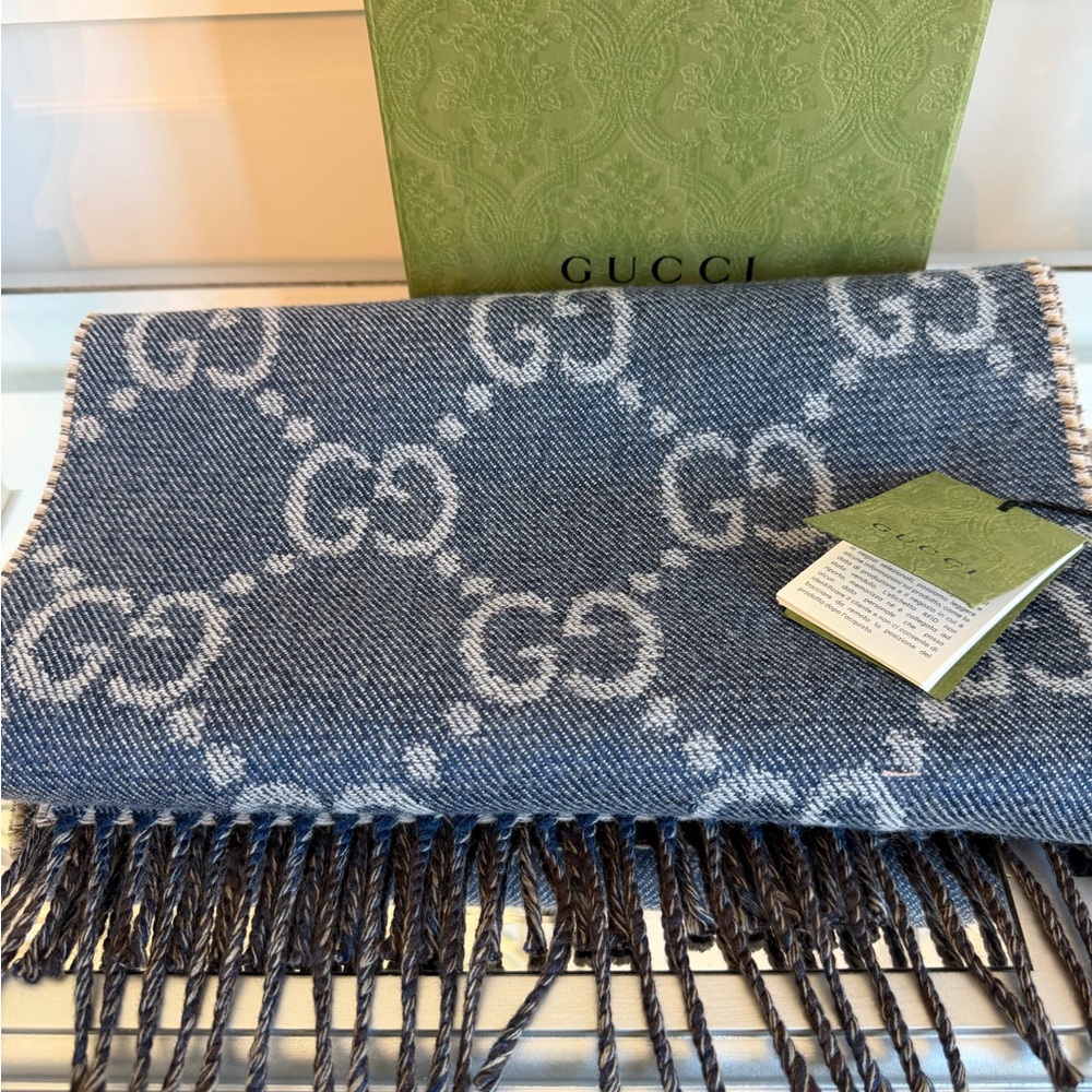 NWT Gucci Blue and Brown GG Logo Fringe Wool Scarf